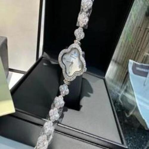 여성용 뱅글 시계