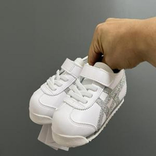 아동용 스니커즈