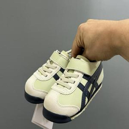 아동용 스니커즈