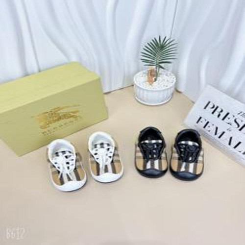 유아용 스니커즈