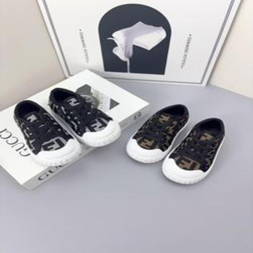 유아용 스니커즈