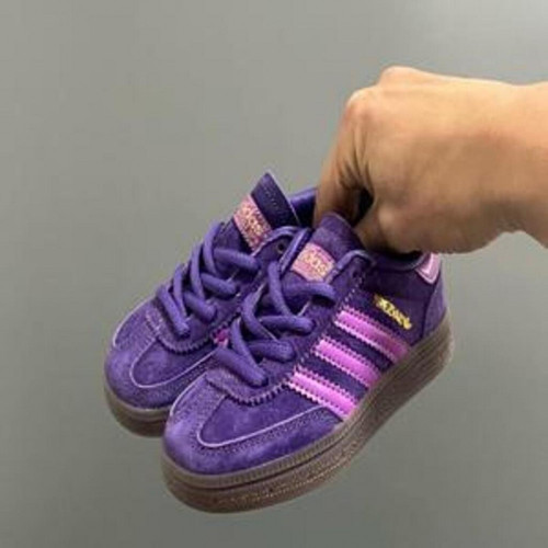 아동용 스니커즈