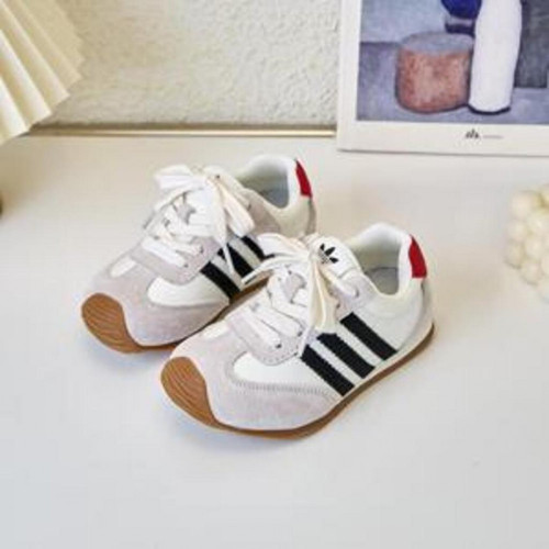 아동용 스니커즈