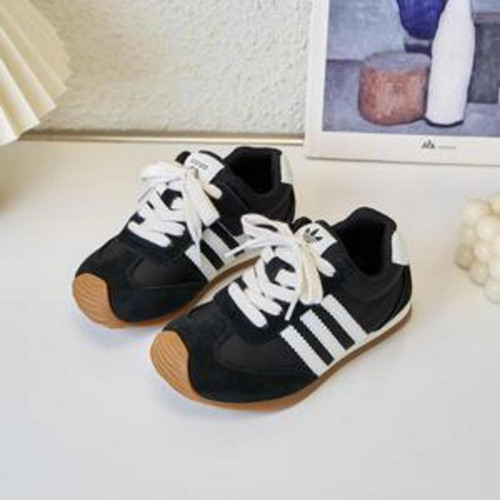 아동용 스니커즈