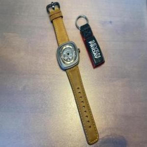 남성용 가죽 시계